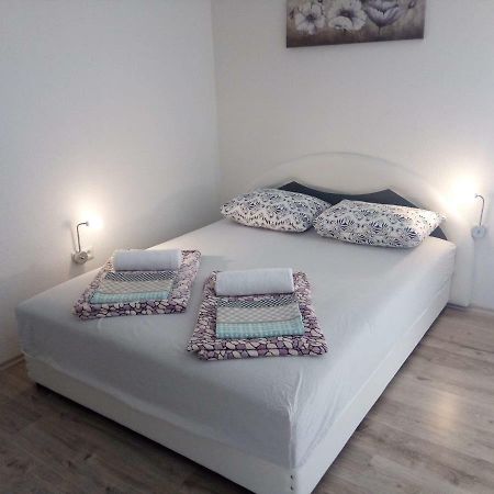 Helly'S Apartman - Self Check-In - Jajce Exteriör bild