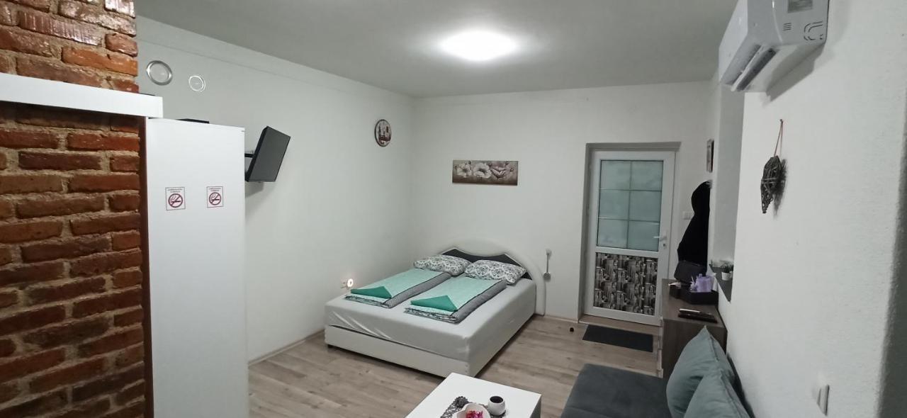 Helly'S Apartman - Self Check-In - Jajce Exteriör bild