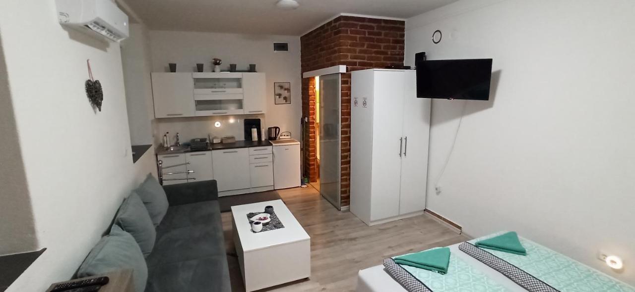 Helly'S Apartman - Self Check-In - Jajce Exteriör bild
